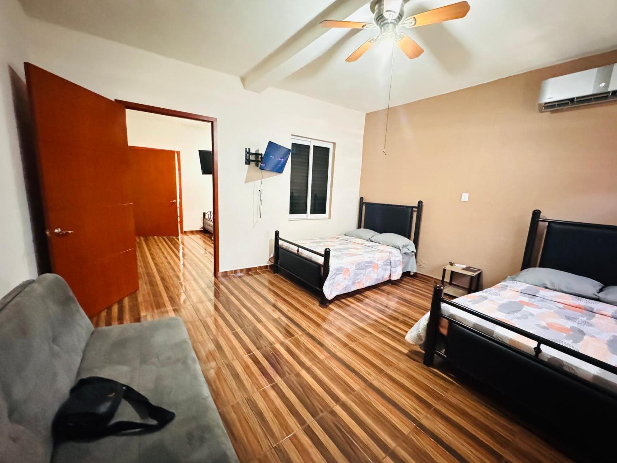 Holiday home La Casa De Abuelos A 150 Metros Del Mar *